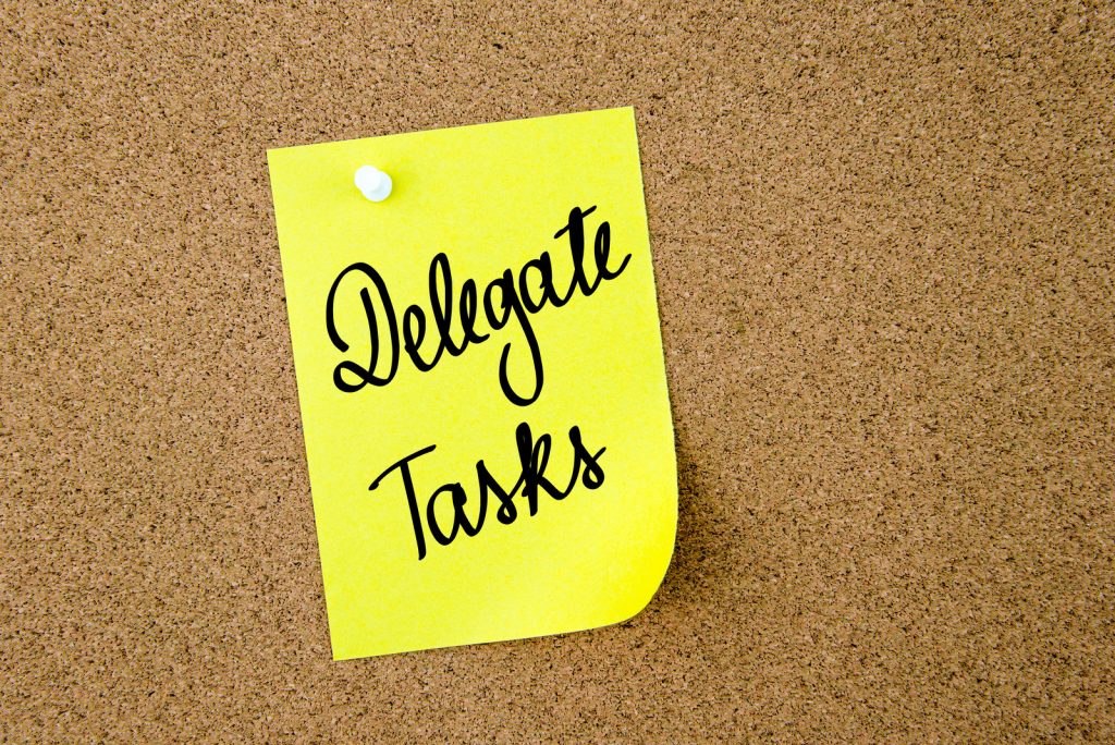 Unleashing Potential: The Power of Delegating Administrative Tasks for Migration Agents